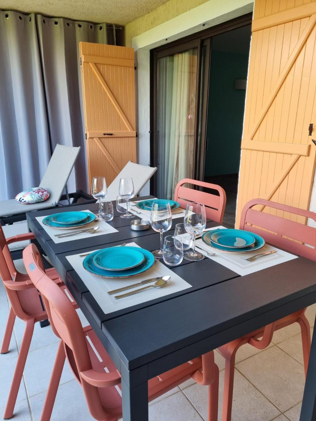 Residence Le Village Marin Порто-Веккьо Экстерьер фото