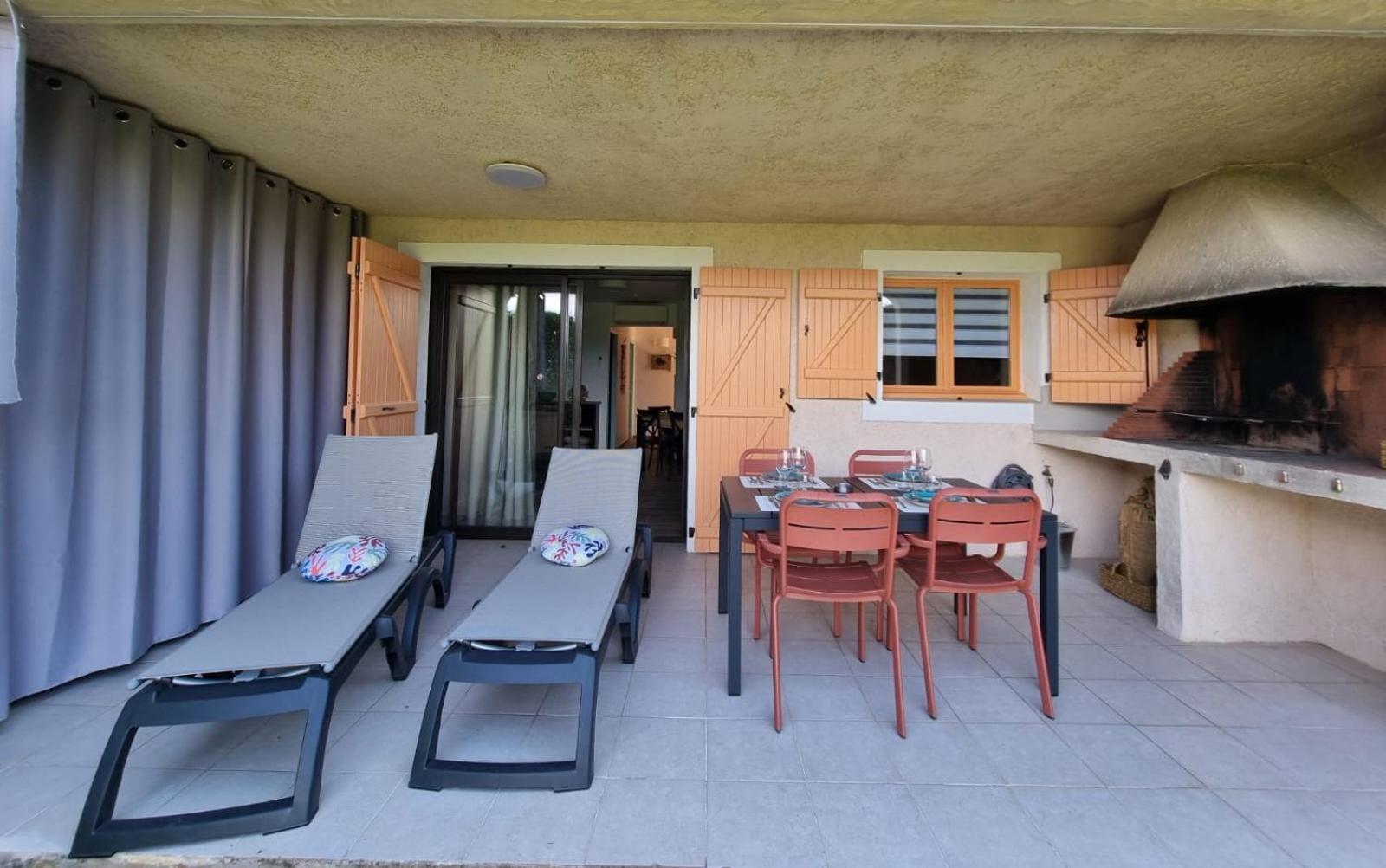 Residence Le Village Marin Порто-Веккьо Экстерьер фото